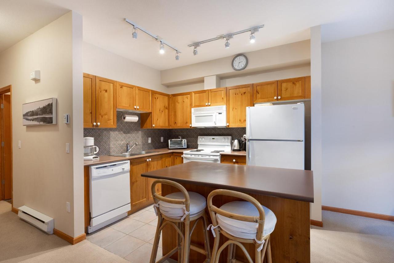 Deer Run By Whistler Premier Apartment Bagian luar foto