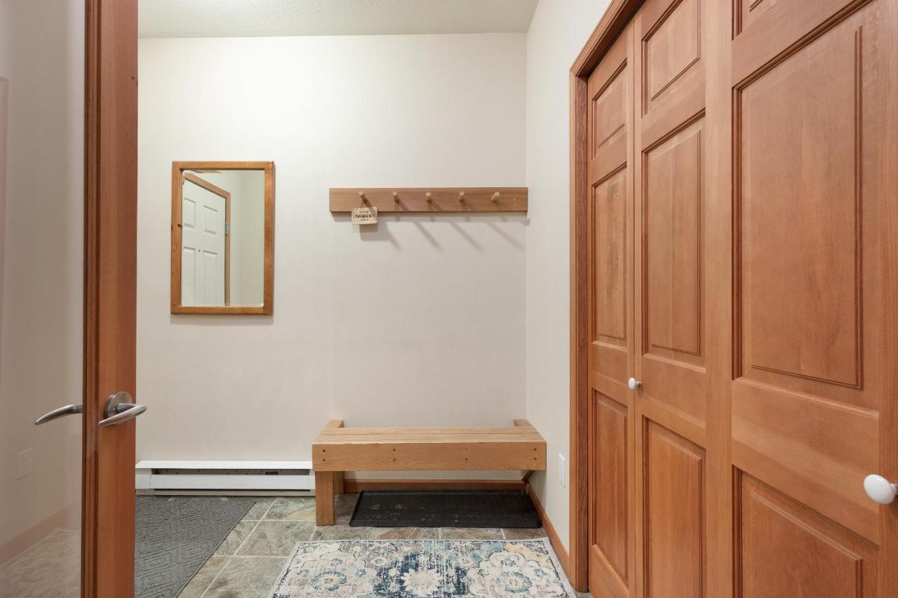Deer Run By Whistler Premier Apartment Bagian luar foto